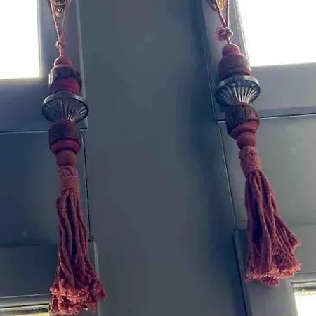 Au Pays De Gide Feutre Dans Un Chateau * Lussan (Gard)