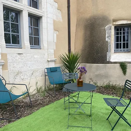 דירה Au Pays De Gide Feutre Dans Un Chateau Lussan (Gard)