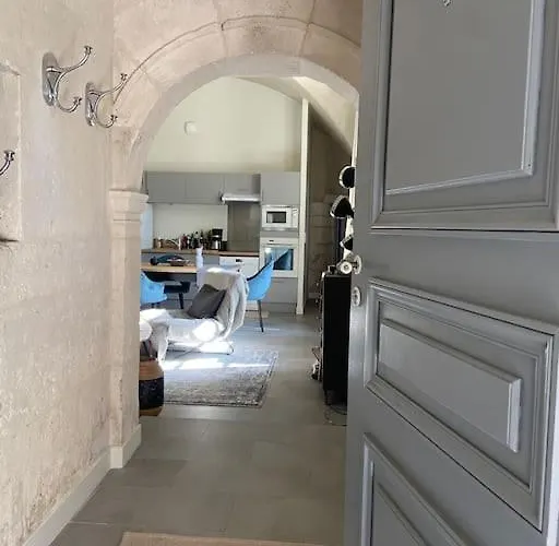 Au Pays De Gide Feutre Dans Un Chateau