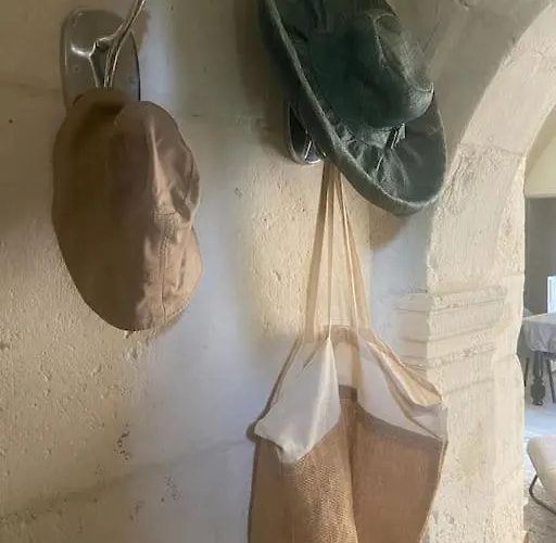 Au Pays De Gide Feutre Dans Un Chateau Apartmán Lussan (Gard)