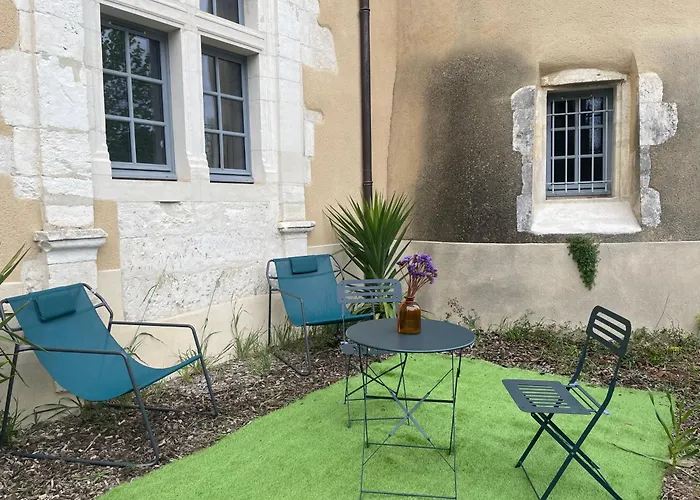 Апартаменты Au Pays De Gide Feutre Dans Un Chateau Lussan (Gard)